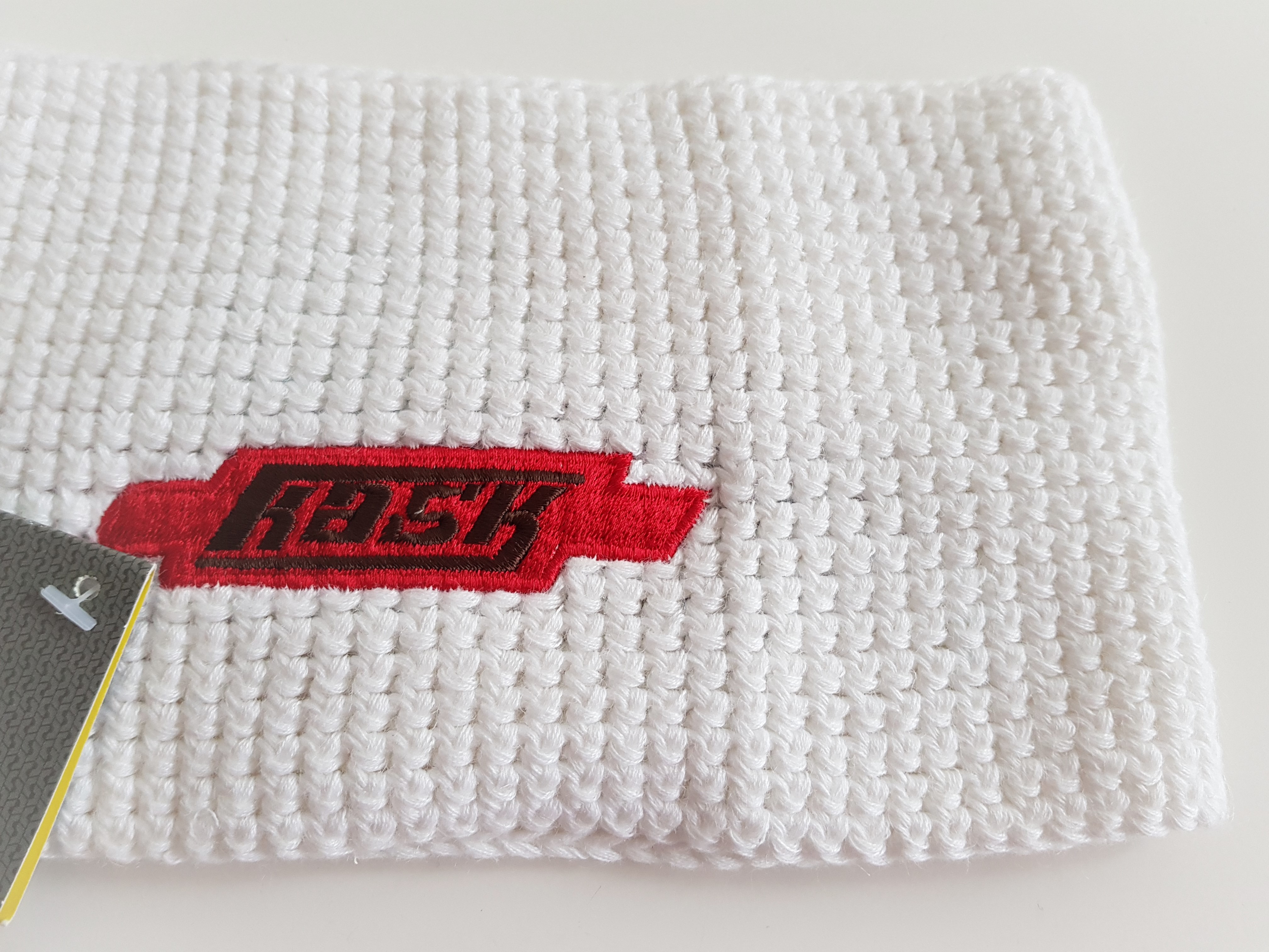 Háčkovaná čelenka KASK - HB Visit, bílá